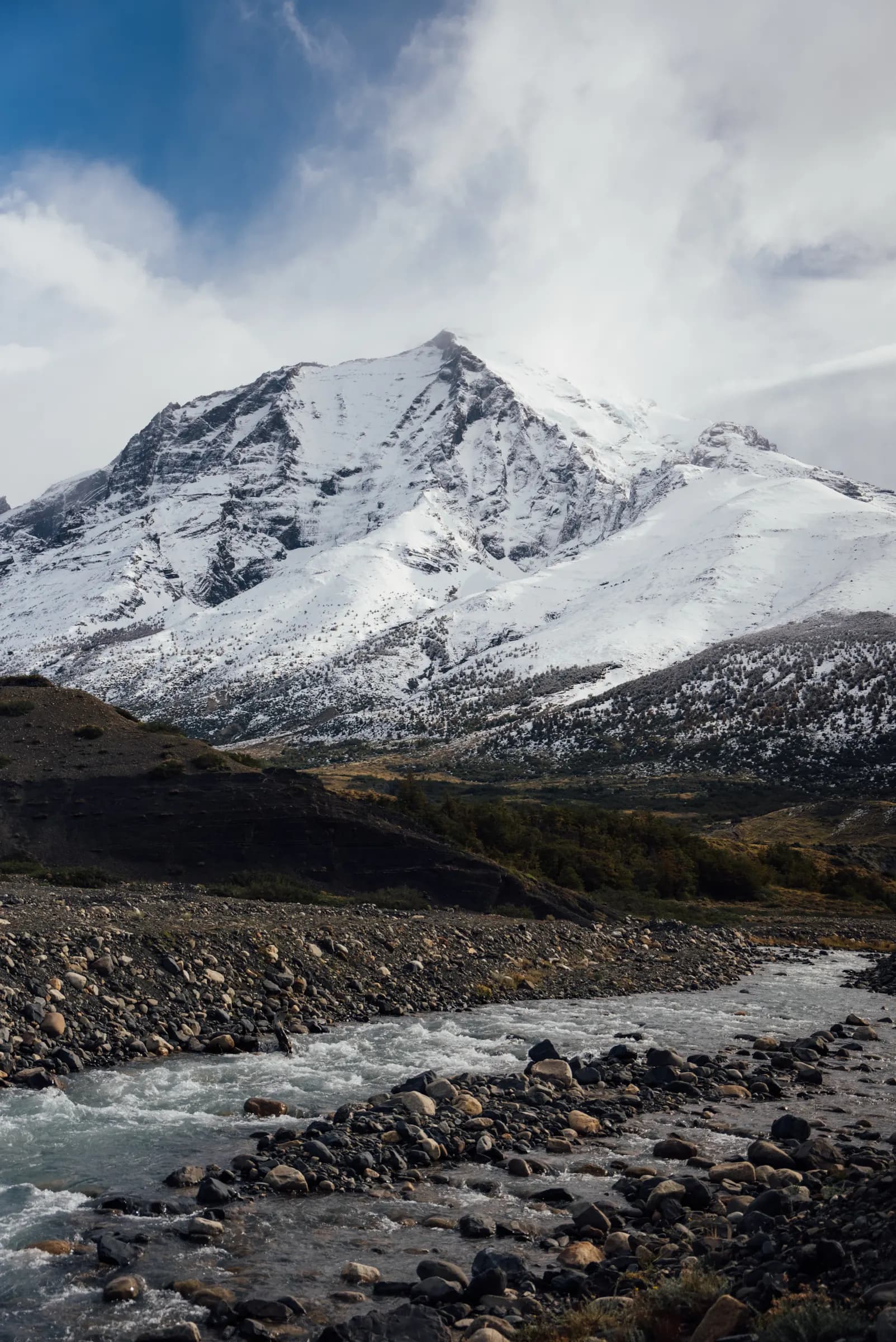 Snow-covered Monte Almirante Nieto rising above the valley, Torres del Paine
